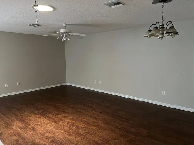 $1,850 | 1033 Willow Drive, Leesburg, FL 34748