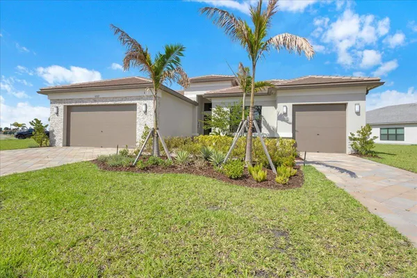 $1,050,000 | 12227 Southwest Twin Spgs Drive, Port St. Lucie, FL 34987