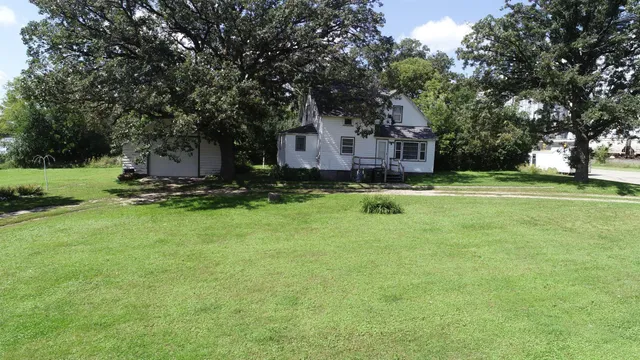 $115,000 | 204 2nd Street, Elbow Lake, MN 56531