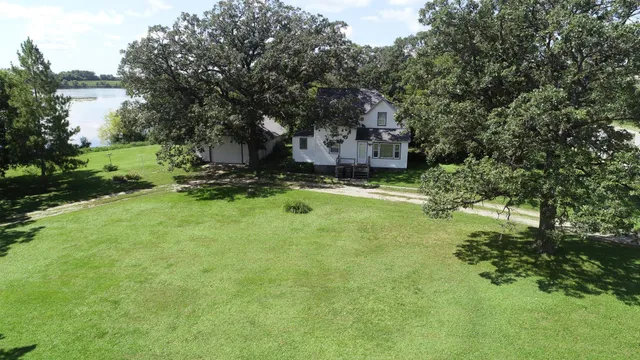 $115,000 | 204 2nd Street, Elbow Lake, MN 56531