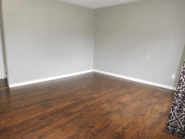 $115,000 | 204 2nd Street, Elbow Lake, MN 56531