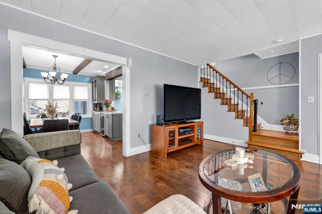 60 Vanderburgh Avenue Rutherford, NJ 07070 - Photo 14 of 50
