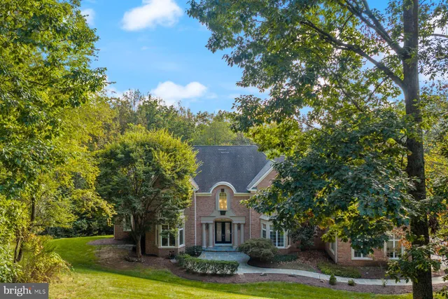 $2,299,999 | 40321 Beacon Hill Drive, Leesburg, VA 20176
