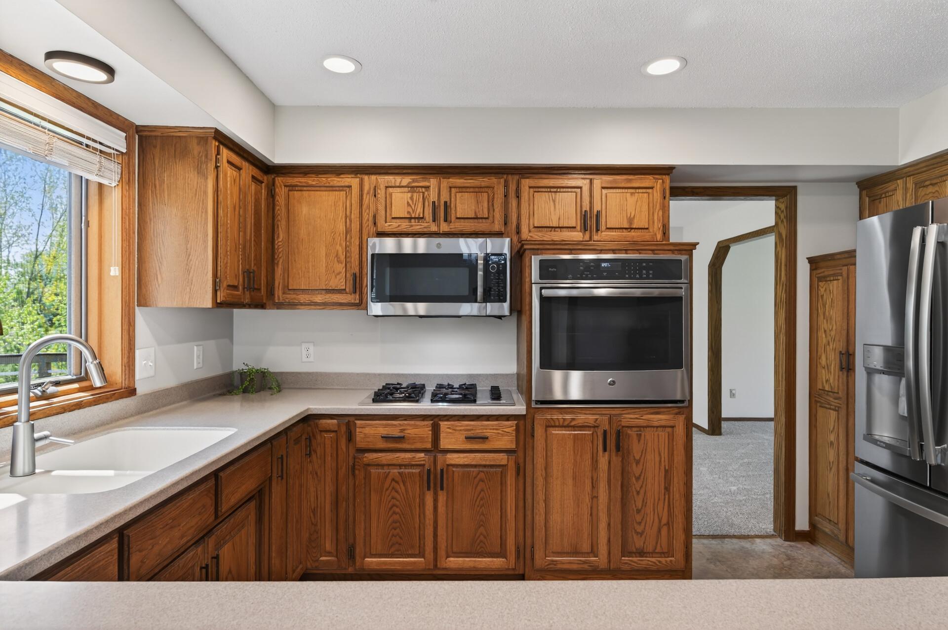 8809 Inverness Terrace Brooklyn Park, MN 55443 - Photo 12 of 55