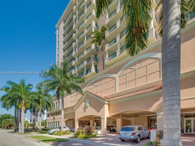 $4,200 | 17555 Atlantic Boulevard, Unit 606, Sunny Isles Beach, FL 33160