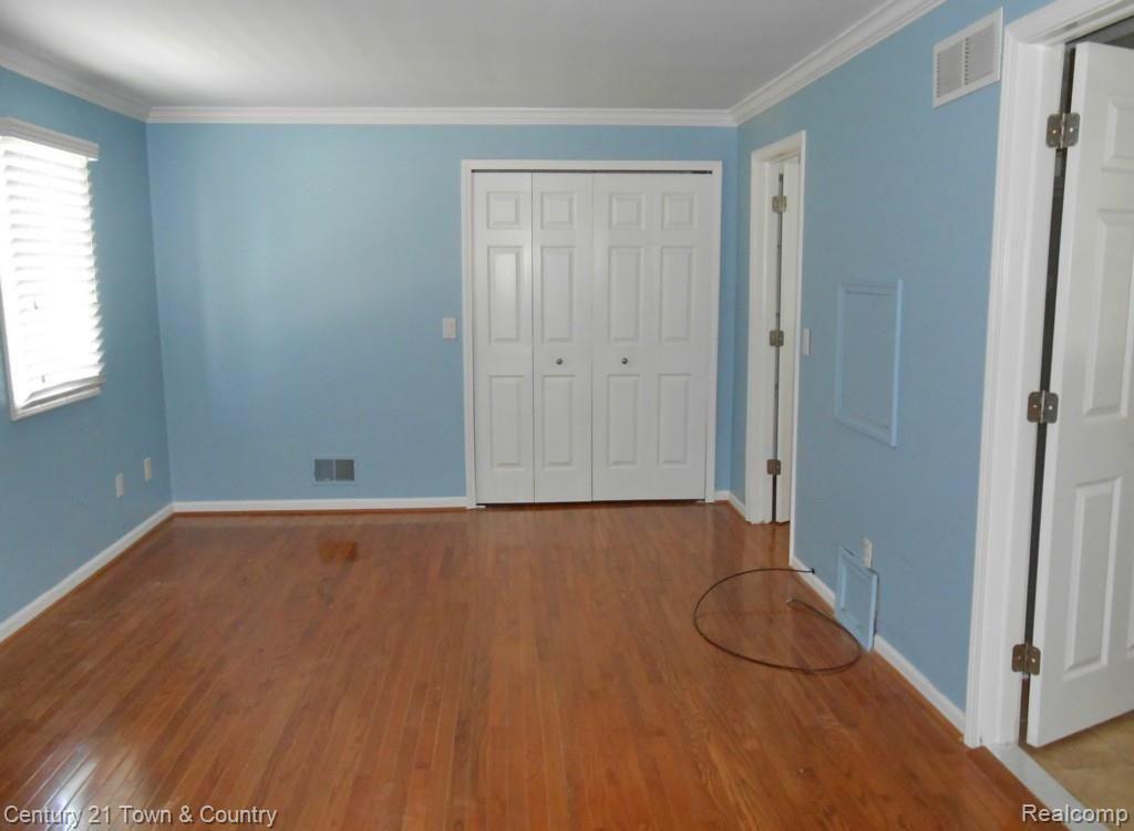 2443 Gerald Avenue Rochester, MI 48307 - Photo 30 of 56 Mstr 1a.jpg