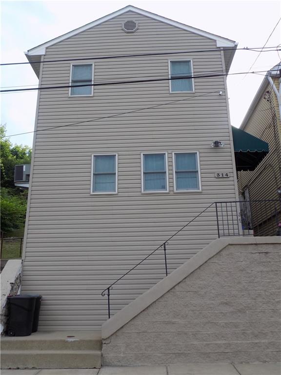 314 Hamilton Street McKees Rocks, PA 15136 - Photo 1 of 10 McKees Rocks Finest!