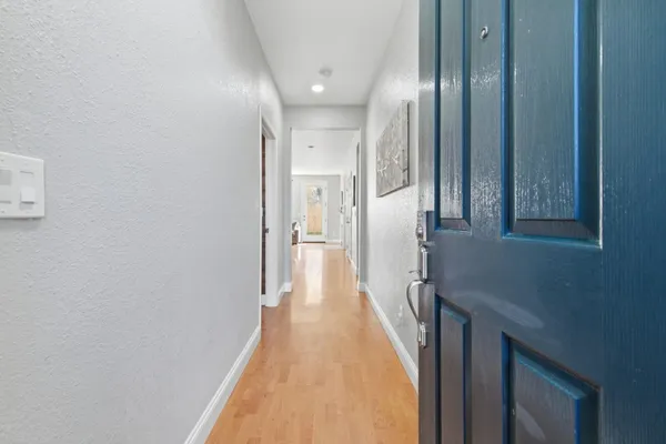 $568,000 | 960 Kirkwood Way, Lathrop, CA 95330