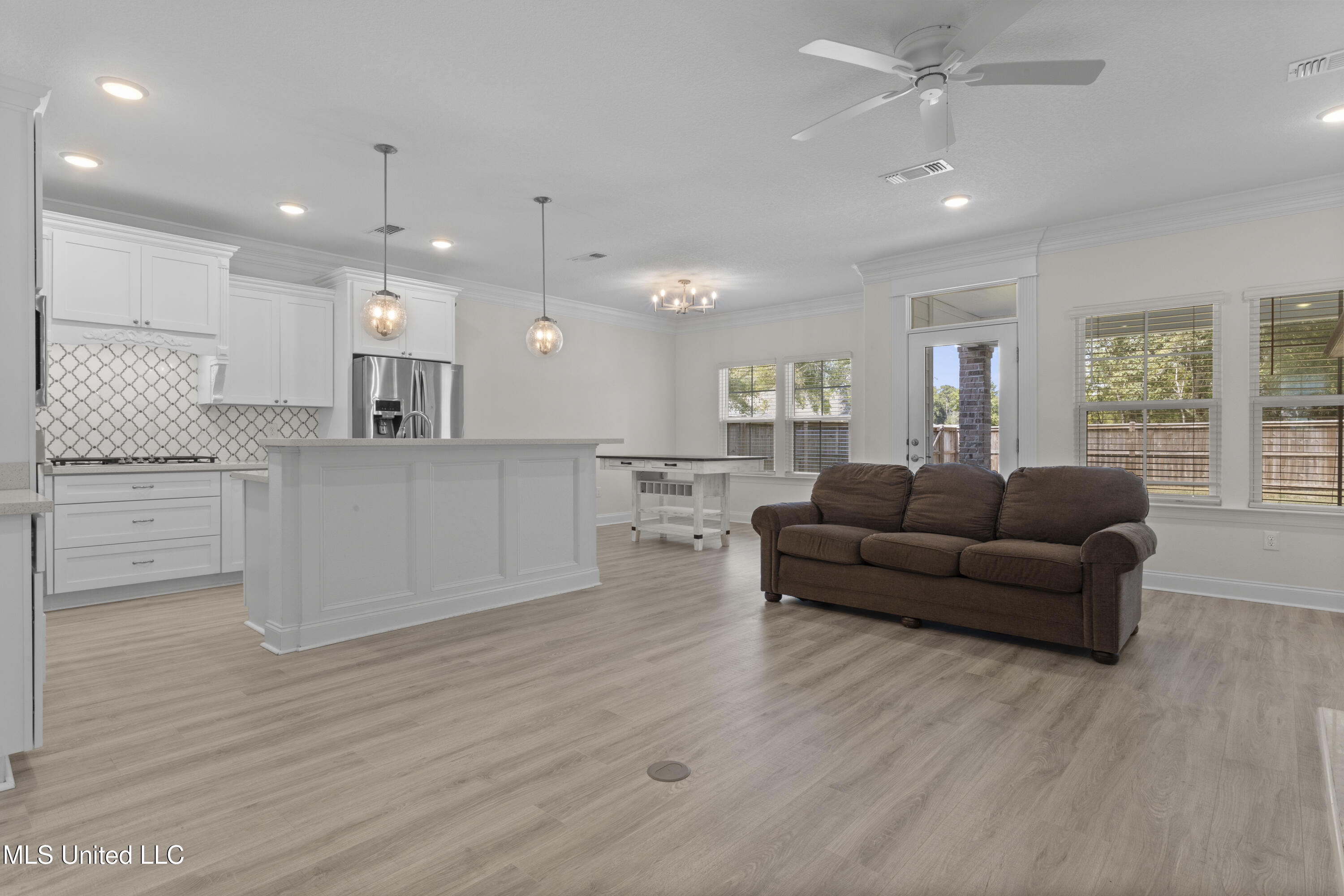 13336 Hawk Place Gulfport, MS 39503 - Photo 9 of 33 0010