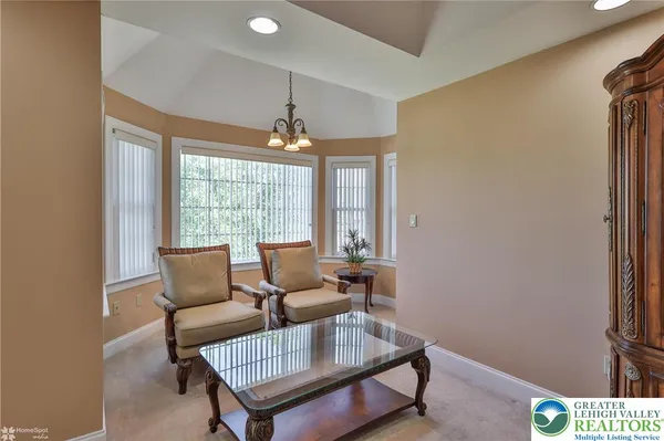 $949,900 | 19 Spring Wood Drive, Allentown, PA 18104