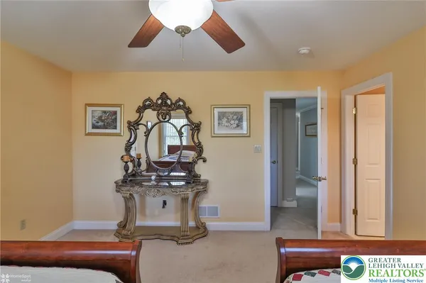 $949,900 | 19 Spring Wood Drive, Allentown, PA 18104