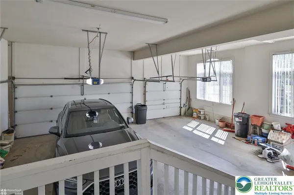 $949,900 | 19 Spring Wood Drive, Allentown, PA 18104