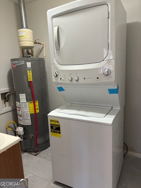 135 Preston Place LaGrange, GA 30241 - Photo 6 of 6 a utility room with dryer and washer