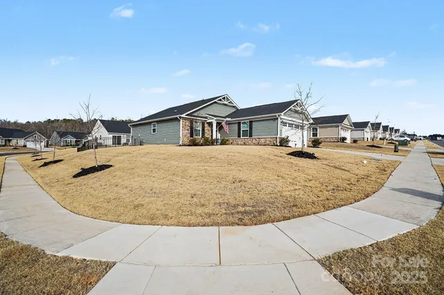 $275,000 | 620 Grandiflora Avenue, Lancaster, SC 29720