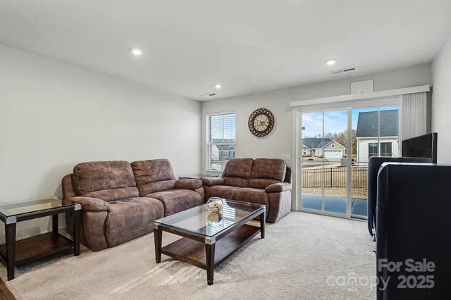 $275,000 | 620 Grandiflora Avenue, Lancaster, SC 29720