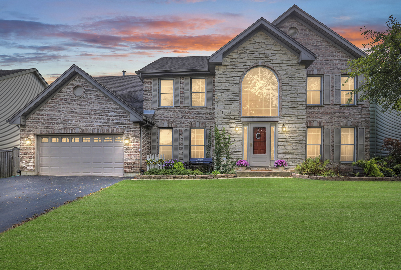 909 Pearson Road Cary, IL 60013 - Photo 2 of 43 Gallery Image 2