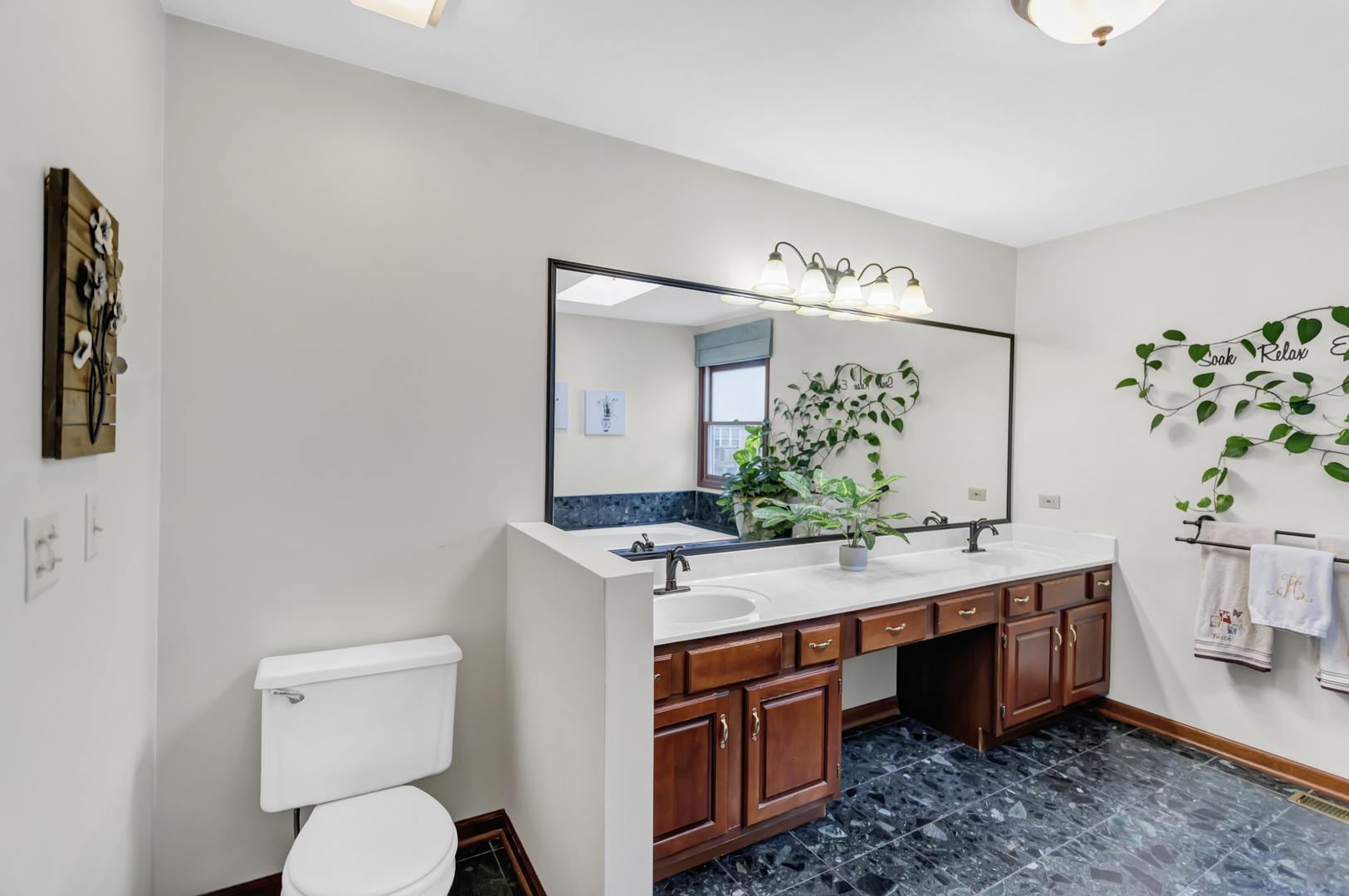909 Pearson Road Cary, IL 60013 - Photo 25 of 43 Gallery Image 25