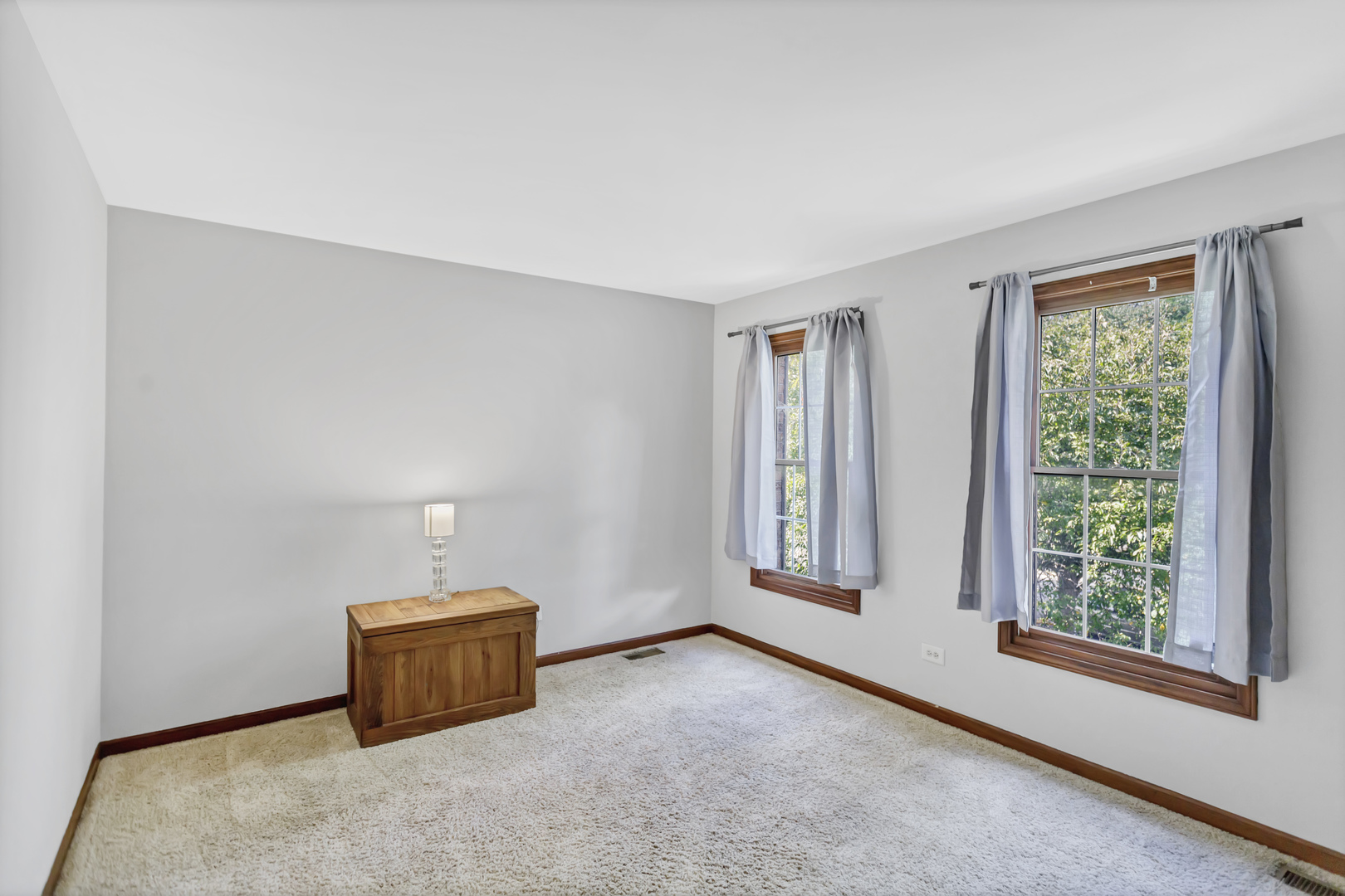 909 Pearson Road Cary, IL 60013 - Photo 29 of 43 Gallery Image 29