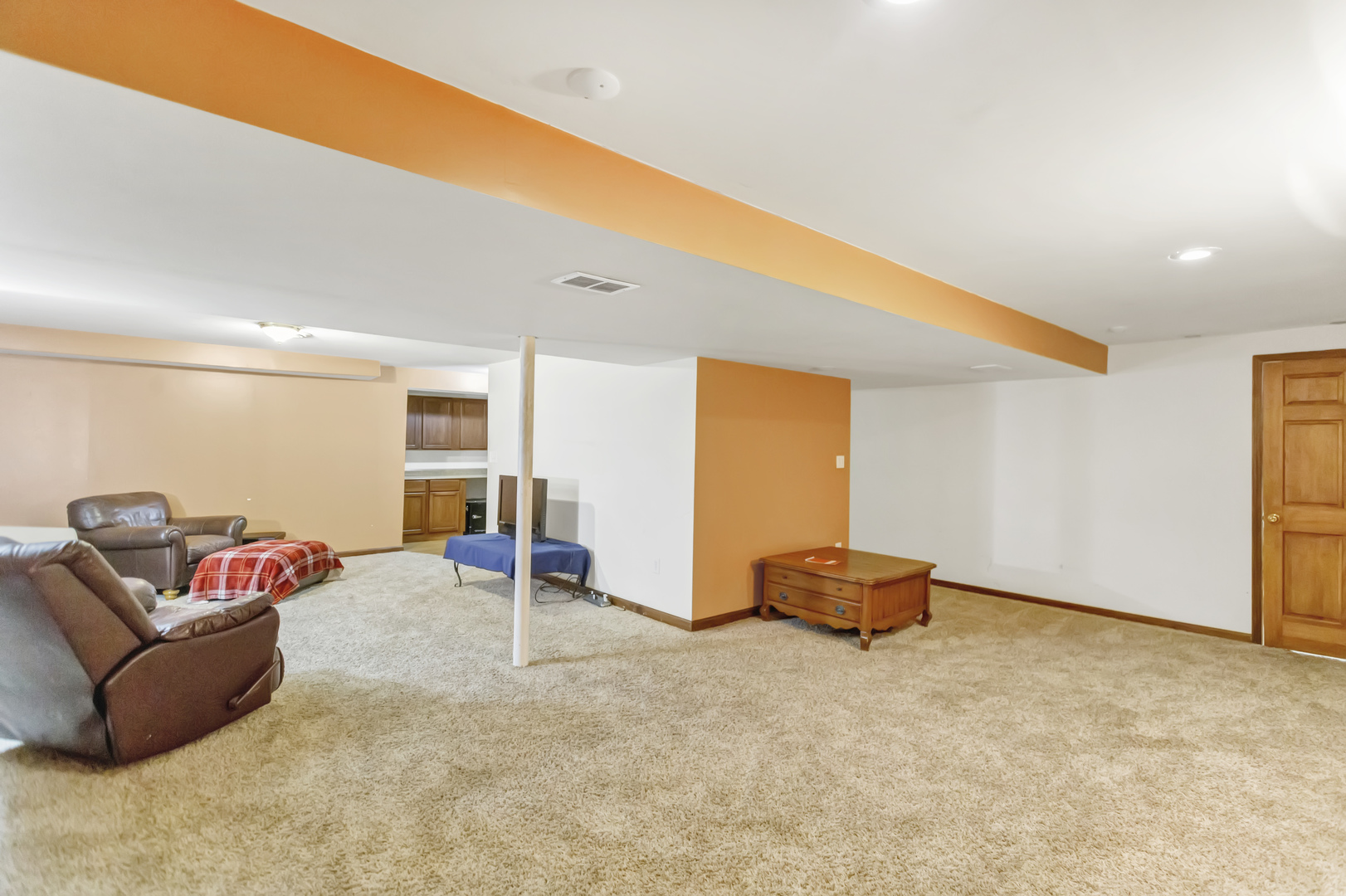 909 Pearson Road Cary, IL 60013 - Photo 35 of 43 Gallery Image 35