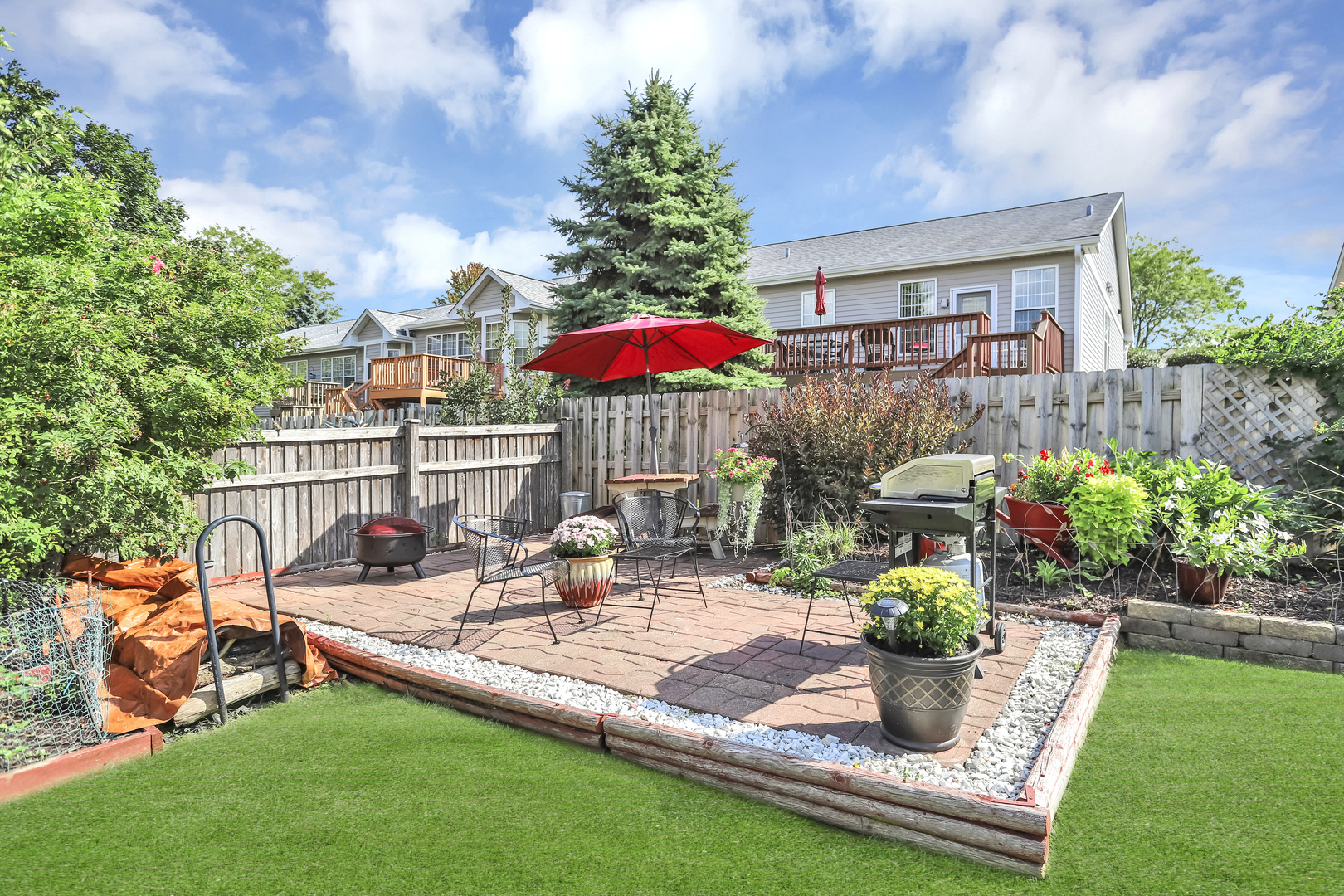909 Pearson Road Cary, IL 60013 - Photo 42 of 43 Gallery Image 42
