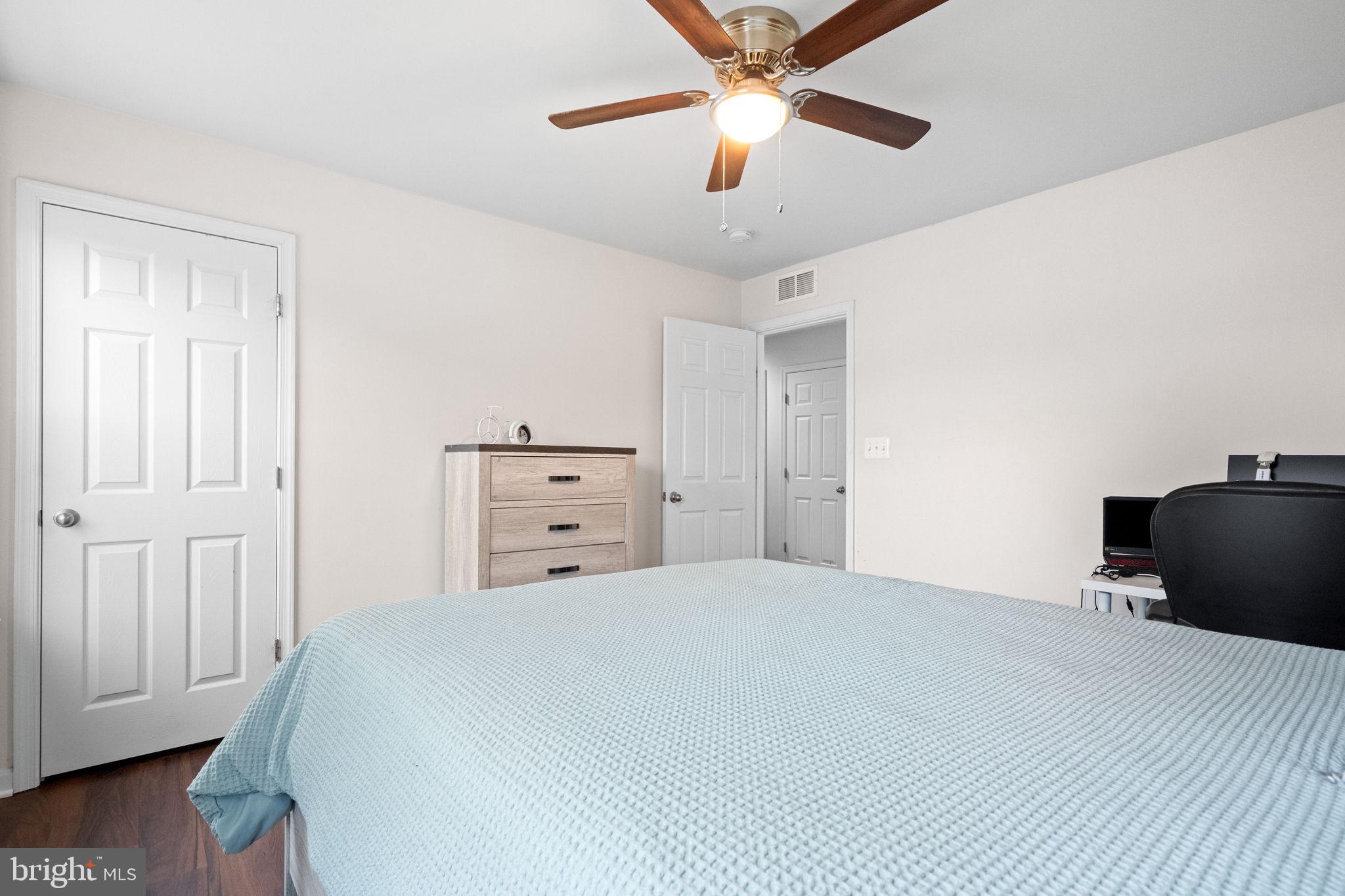 15801 Aerial View Road Woodbridge, VA 22193 - Photo 8 of 38
