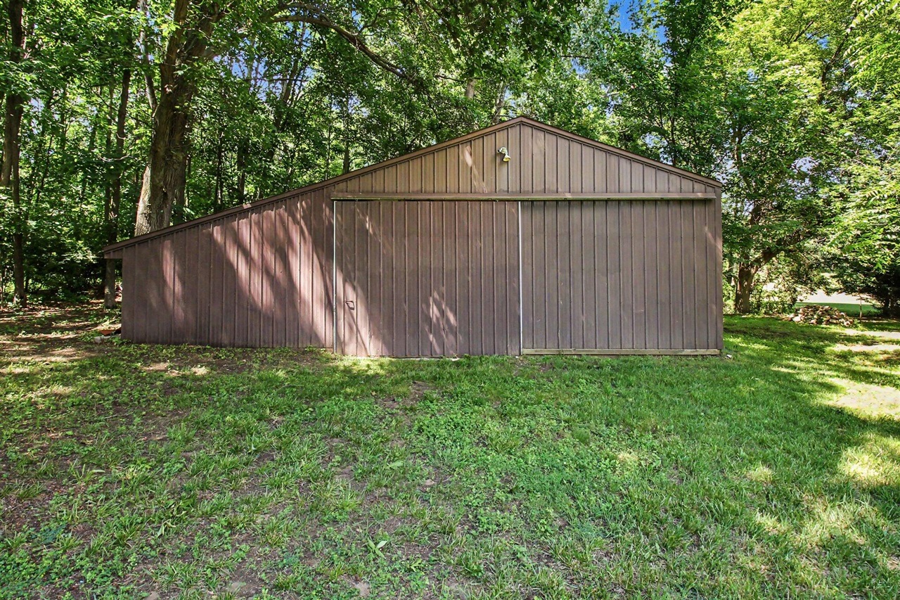 13150 Trist Road Grass Lake, MI 49240 - Photo 3 of 17