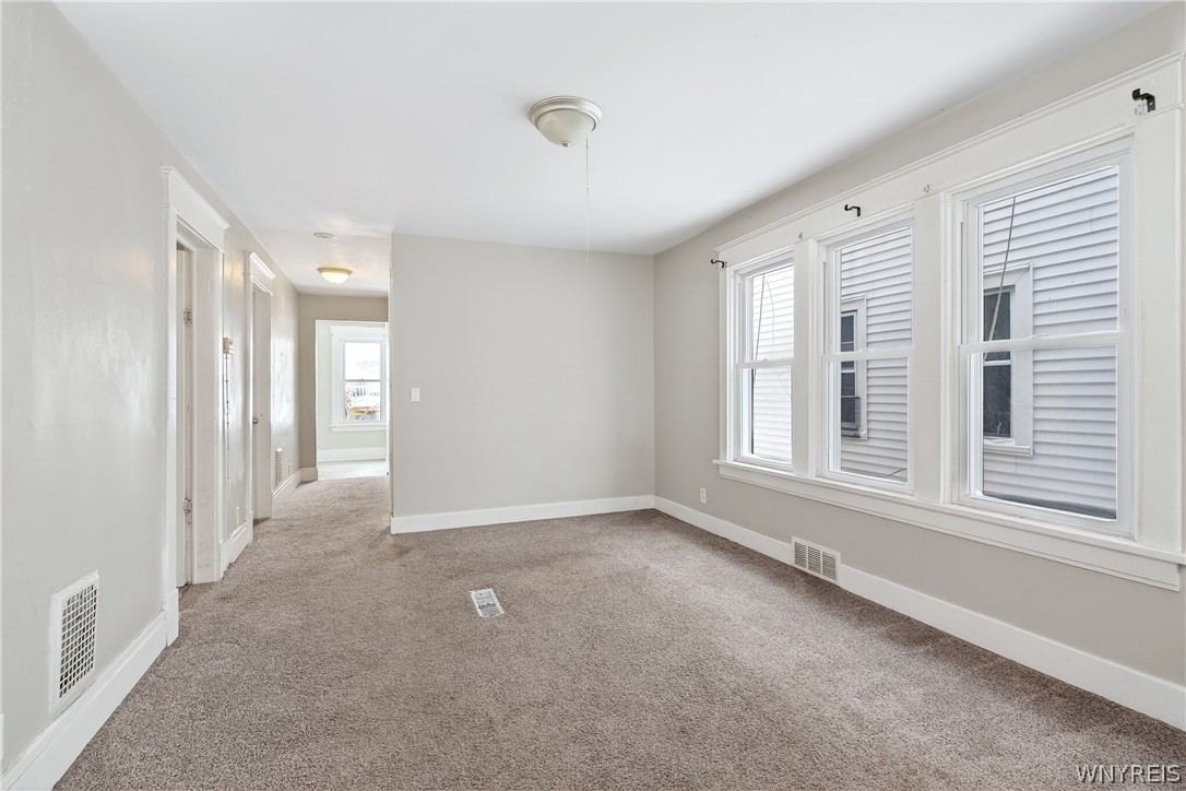 101 Custer Street Buffalo, NY 14214 - Photo 12 of 23