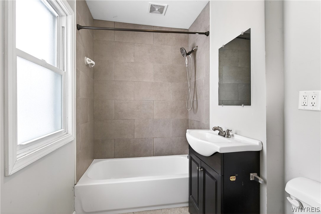 101 Custer Street Buffalo, NY 14214 - Photo 13 of 23