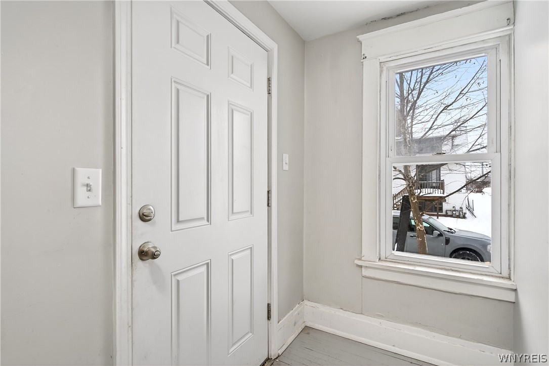 101 Custer Street Buffalo, NY 14214 - Photo 17 of 23