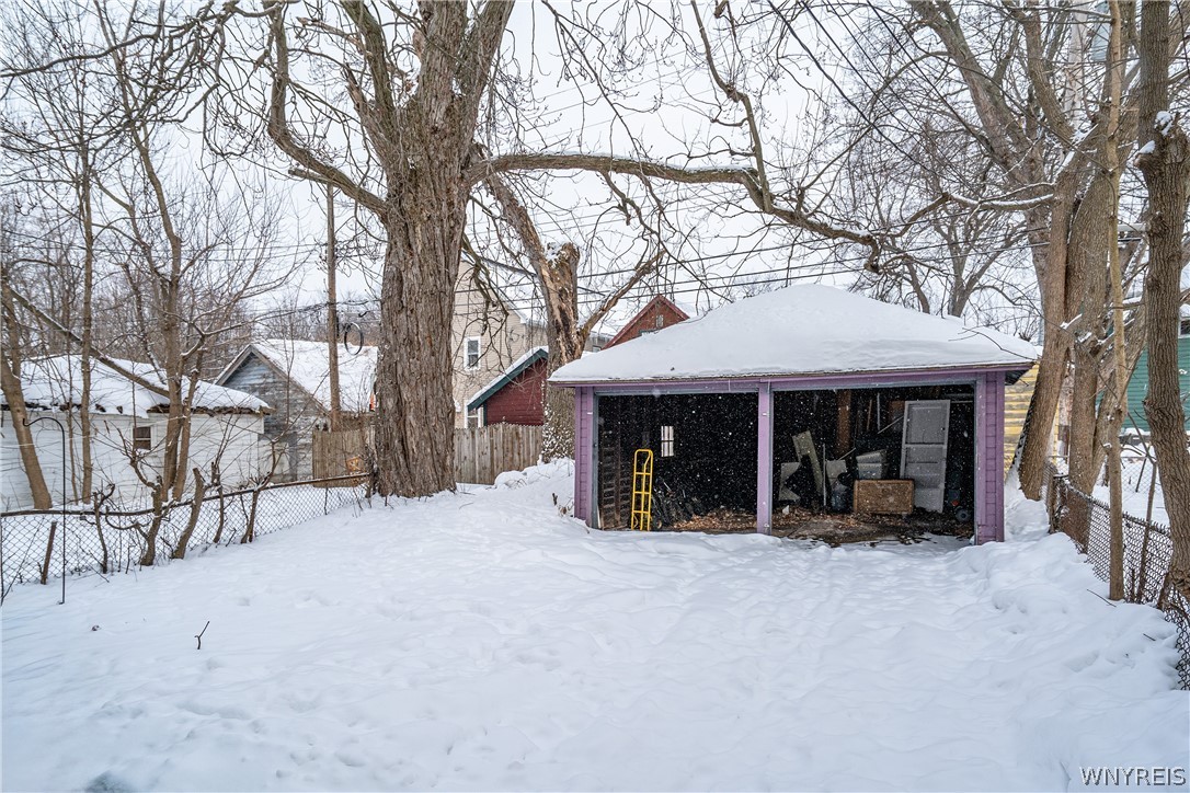 101 Custer Street Buffalo, NY 14214 - Photo 5 of 23