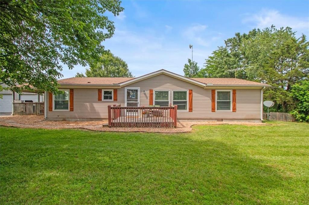 12515 North Outer Road Odessa, MO 64076 - Photo 1 of 27