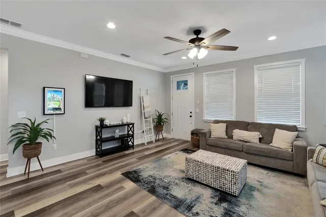 $2,700 | 3002 East 38th Avenue, Tampa, FL 33610