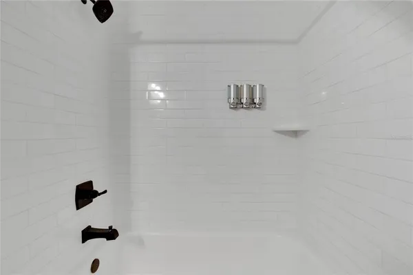 $2,600 | 3002 East 38th Avenue, Tampa, FL 33610