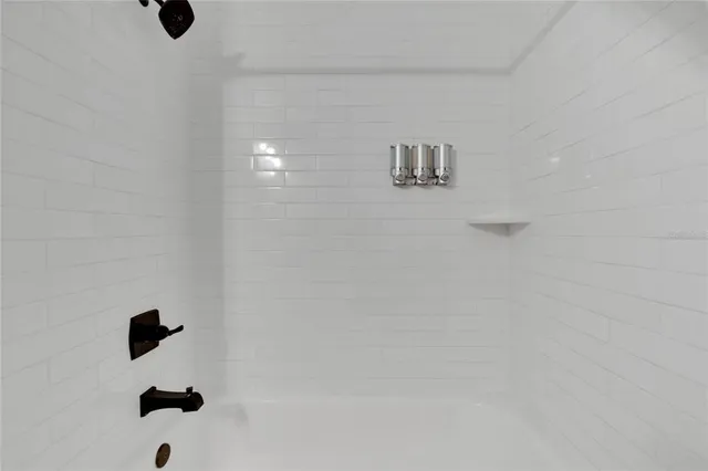 $2,700 | 3002 East 38th Avenue, Tampa, FL 33610