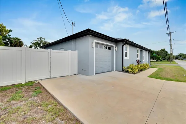 $2,600 | 3002 East 38th Avenue, Tampa, FL 33610