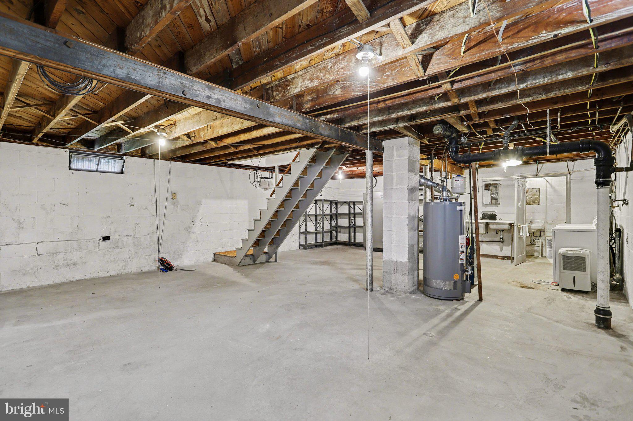 932 East Walnut Street Hanover, PA 17331 - Photo 18 of 44 a view of an empty room