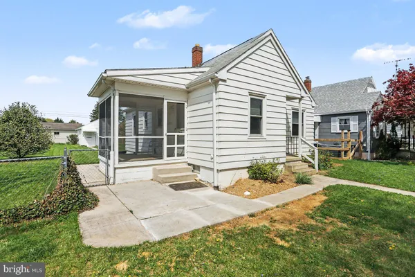 $179,900 | 932 East Walnut Street, Hanover, PA 17331