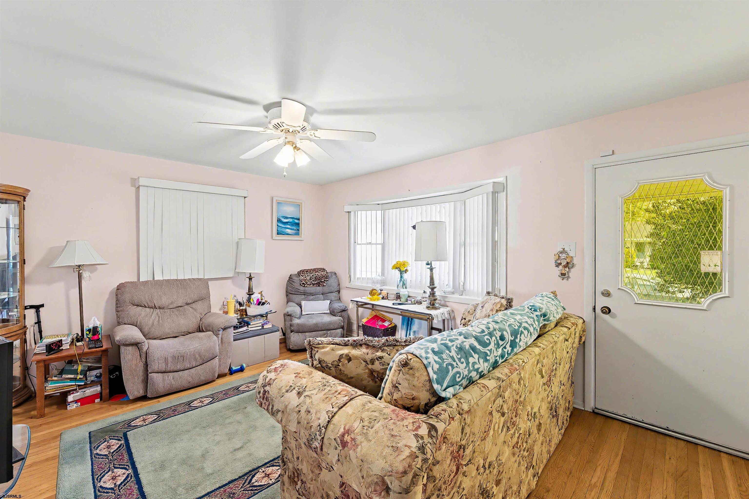 116 Haddon Road Somers Point, NJ 08244 - Photo 4 of 21 a living room with furniture and a window