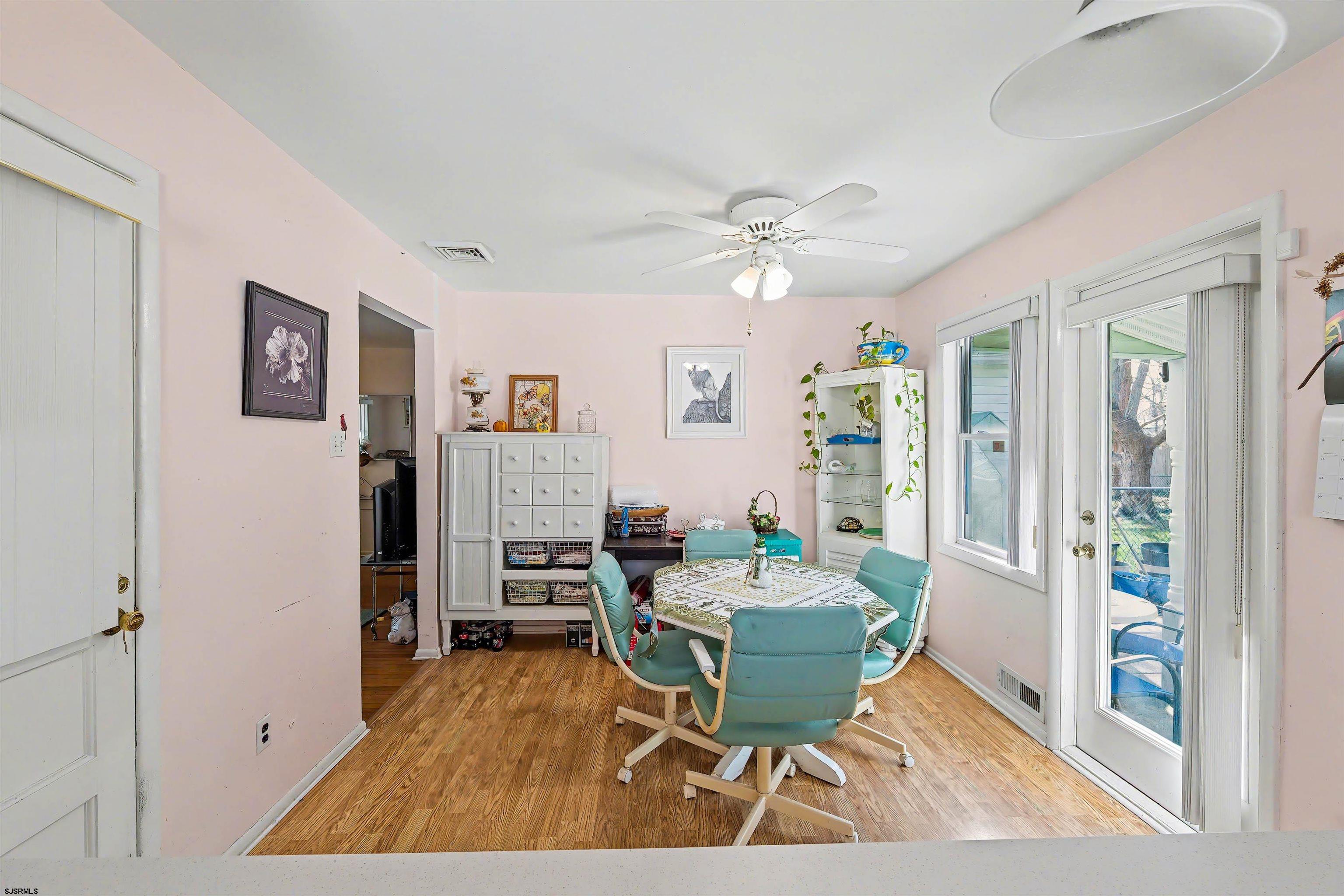 116 Haddon Road Somers Point, NJ 08244 - Photo 9 of 21 a living room with furniture and a table