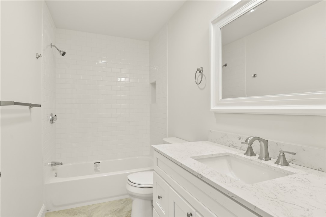 24 Blackburn Street Warwick, RI 02886 - Photo 16 of 25