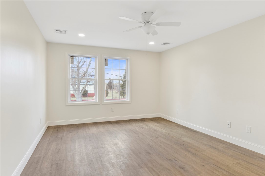 24 Blackburn Street Warwick, RI 02886 - Photo 10 of 25