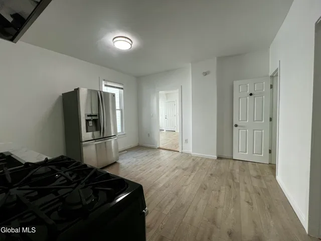 $1,800 | 21 Grove Place, Unit 1, Schenectady, NY 12307