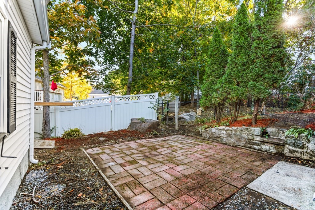 62 Hobson Street Saugus, MA 01906 - Photo 29 of 32 Gallery Image 29