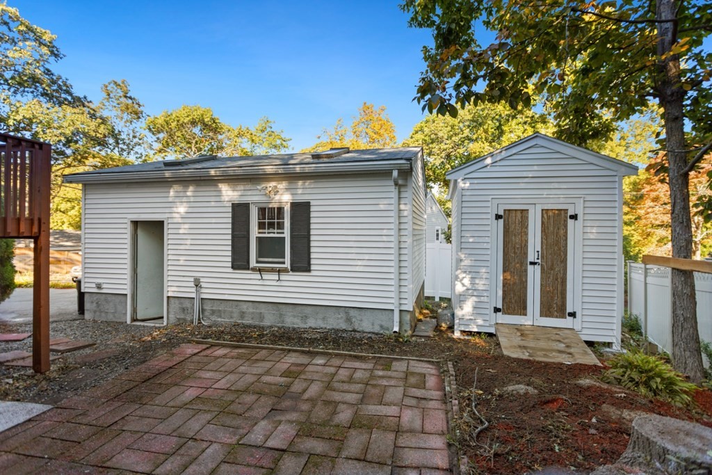 62 Hobson Street Saugus, MA 01906 - Photo 31 of 32 Gallery Image 31