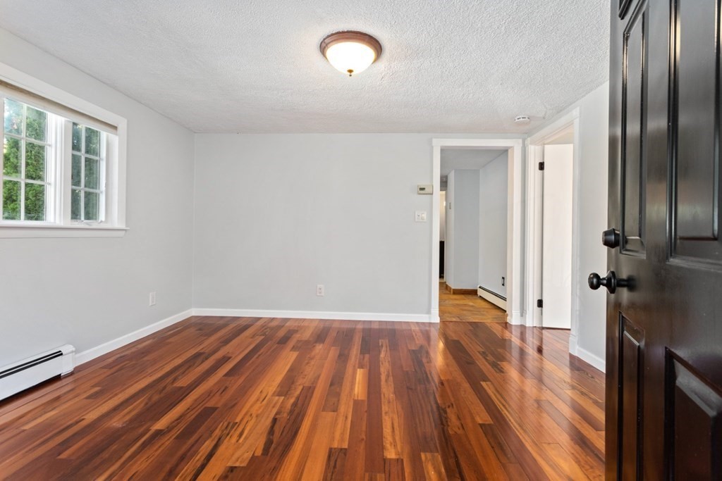 62 Hobson Street Saugus, MA 01906 - Photo 5 of 32 Gallery Image 5