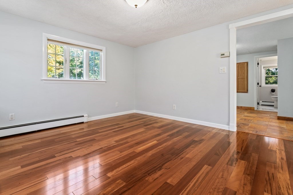 62 Hobson Street Saugus, MA 01906 - Photo 6 of 32 Gallery Image 6