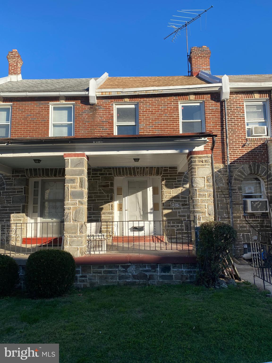 215 Copley Road Upper Darby, PA 19082 - Photo 1 of 18