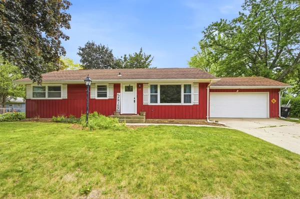 $249,900 | 117 Hawthorne Court, Chilton, WI 53014