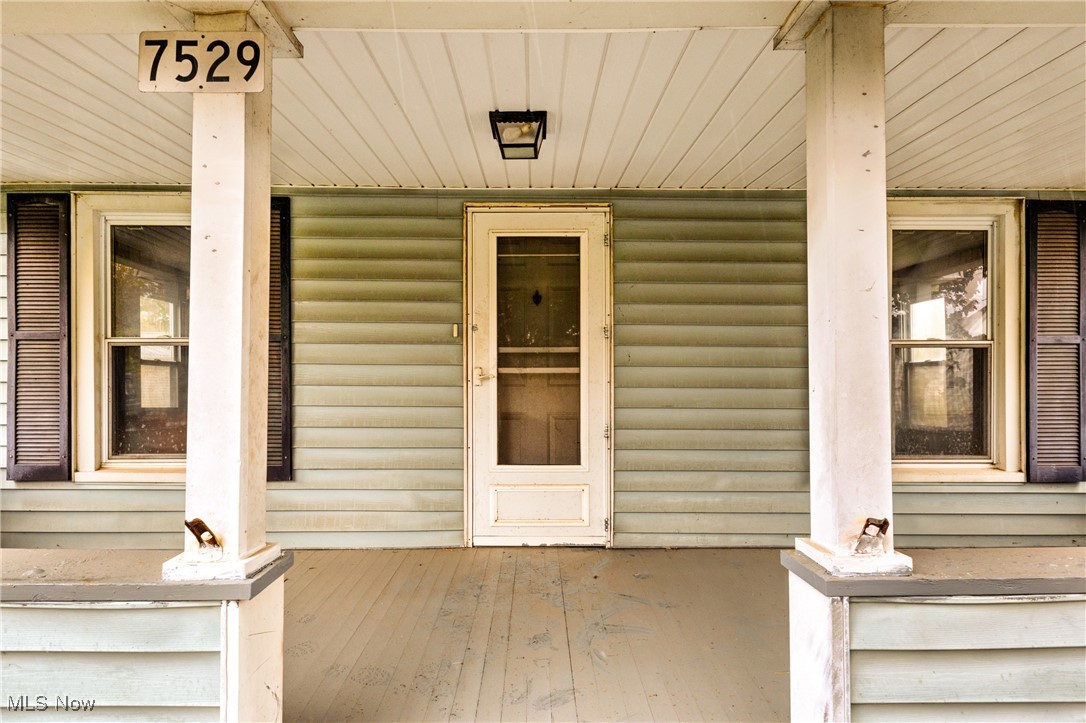 7529 State Line Burghill, OH 44404 - Photo 2 of 23 Entrance to property with covered porch