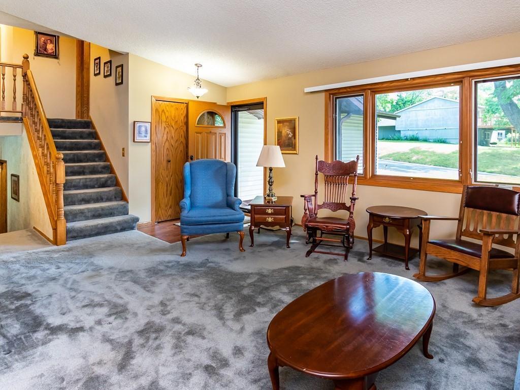7052 Springhill Circle Eden Prairie, MN 55346 - Photo 13 of 36 Gallery Image 13